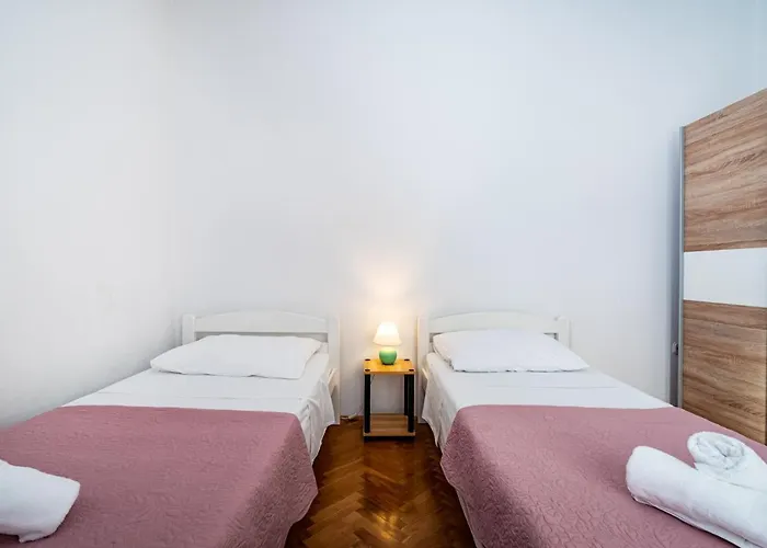 Апартаменты Eva *