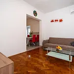 Eva *