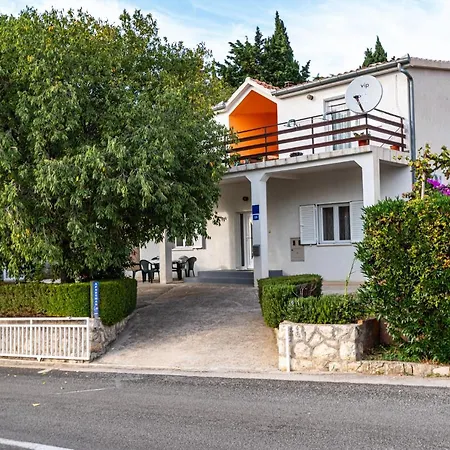 Apartament Eva *